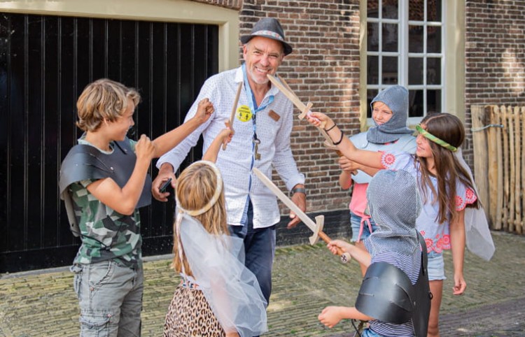 Slot Loevestein zoekt vrijwilligers