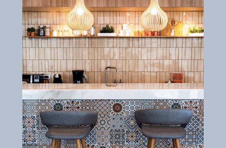 Creatieve en goedkope makeovers in huis met plakfolie