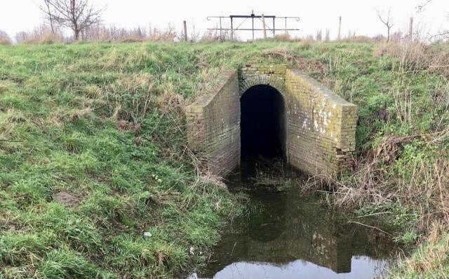 Herstelwerk historische duikersluis Nederhemert gaat van start