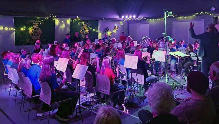 Opleidingsorkest Désibel speelt succesvol mee in Play-In Orkest