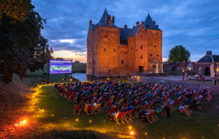 Filmavonden Loevestein druk bezocht
