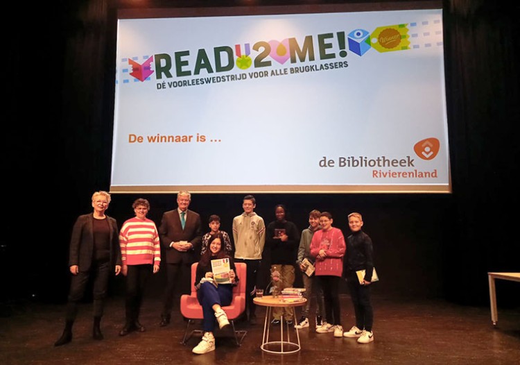 Noor van den Biggelaar wint Read2me! Rivierenland