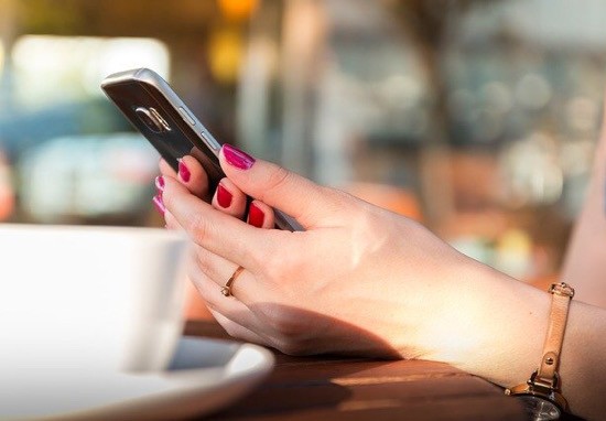 Rivierenland Radio nu te volgen via Whatsapp