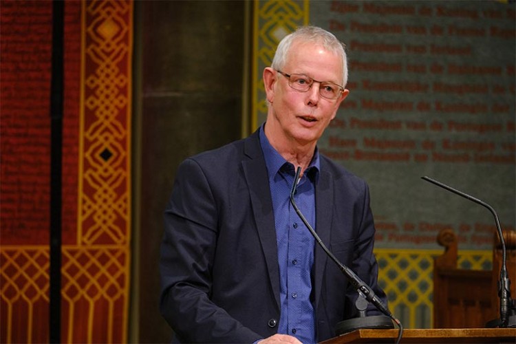 Tiny Kox, senator en president Raad van Europa, komt naar Zaltbommel