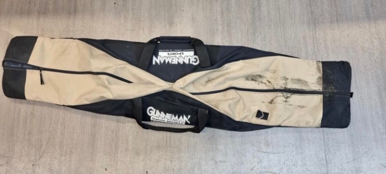 Van wie is deze tas?