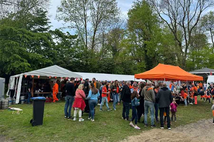 Koningsdag in Rossum