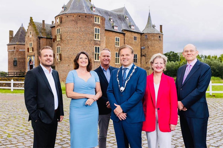 Nieuwe college Maasdriel mix van enthousiasme en vaardigheden