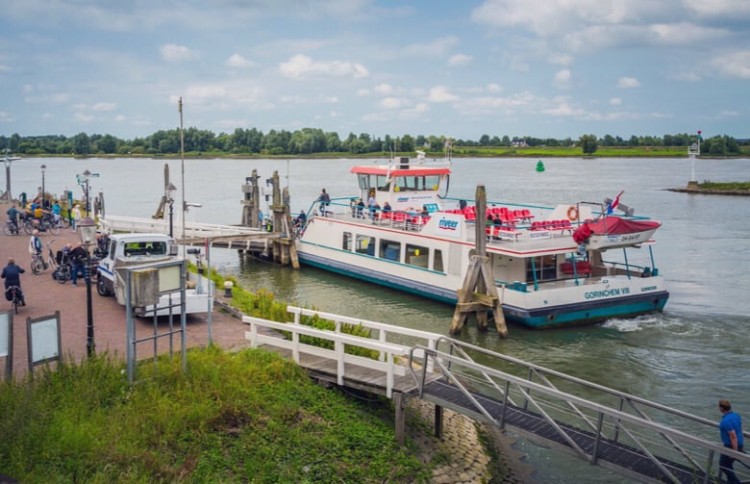 Aangepast vaarschema Riveer tweede Pinksterdag