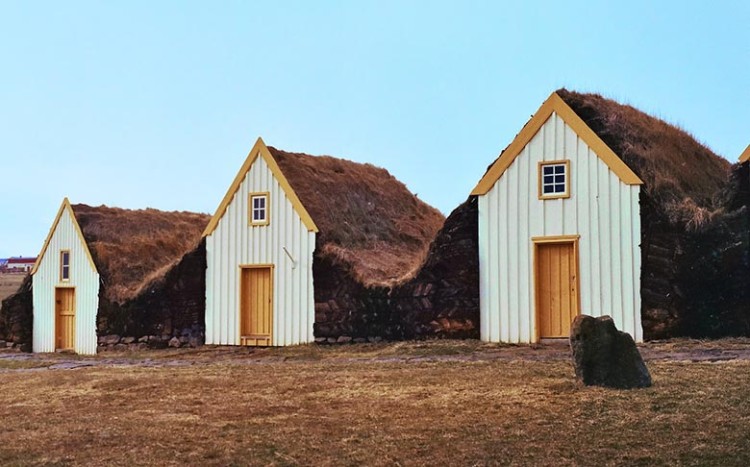 Plaatsing eerste tiny houses in Bommelerwaard